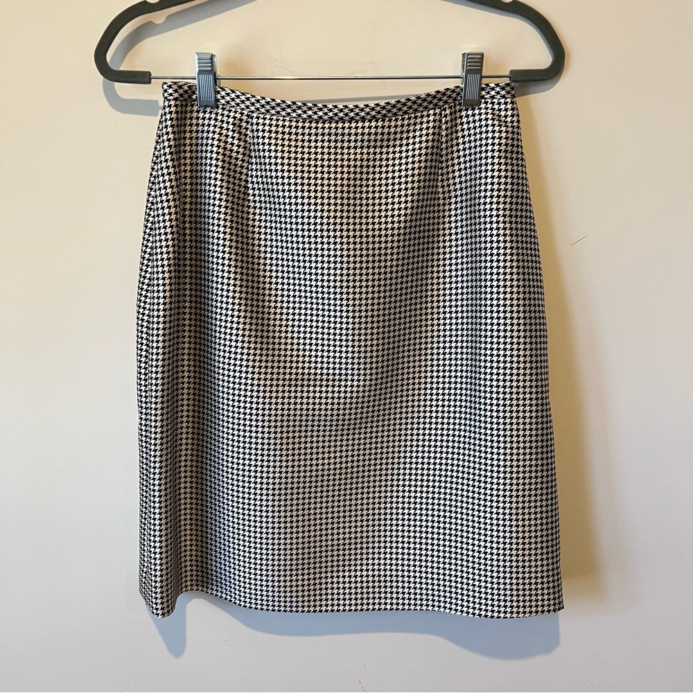 Luxury brand Teri Jon Skirt